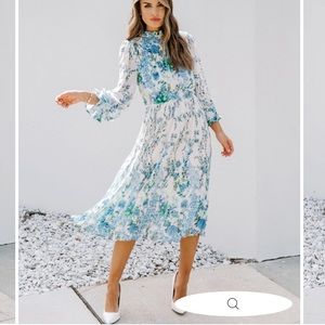 VICI TEMPE FLORAL RUFFLE MIDI DRESS - BLUE